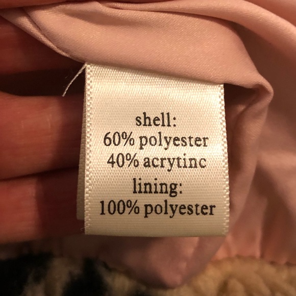 Women’s size XS, Dylan Wylder Leopard Sherpa Jacket. Super cute, warm and fuzzy! - Picture 9 of 11